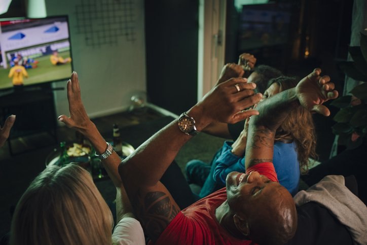 By 52% to 25%, football fans oppose the 3pm blackout rule