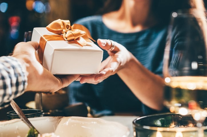 Deutsche lehnen Geschenkbox-Abos eher ab
