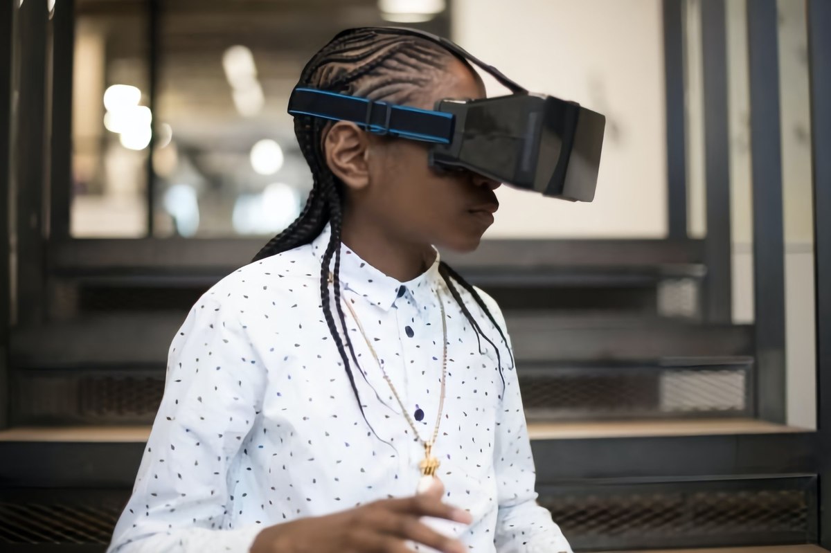 Two in five American employees open to virtual reality workspaces